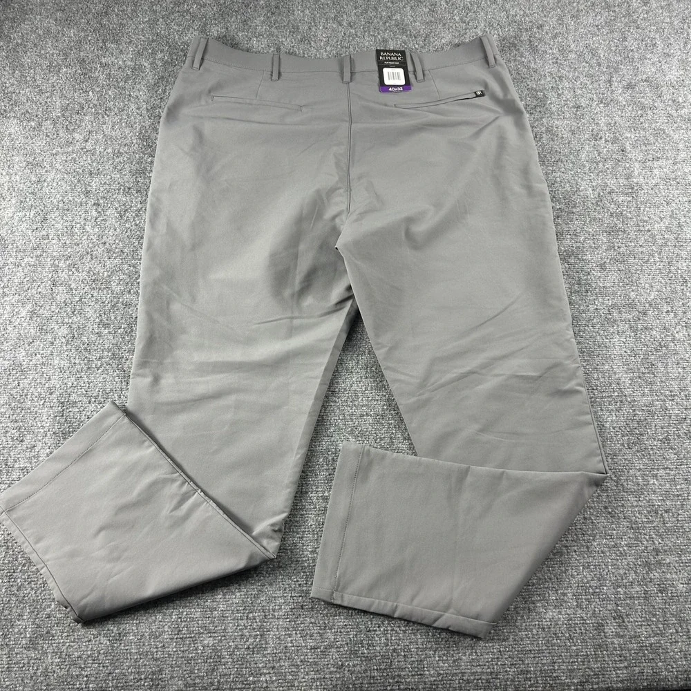 Banana Republic Flat Front Pants Mens 40x32 Gray Performance‎ Trousers Chino New